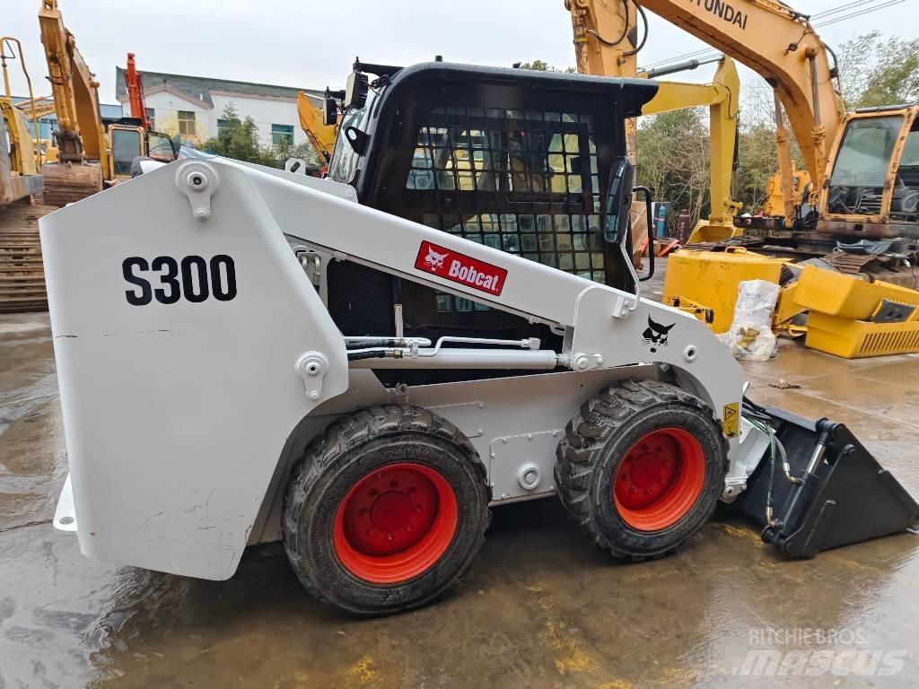 Bobcat S 300 Skid steer mini nakladalci