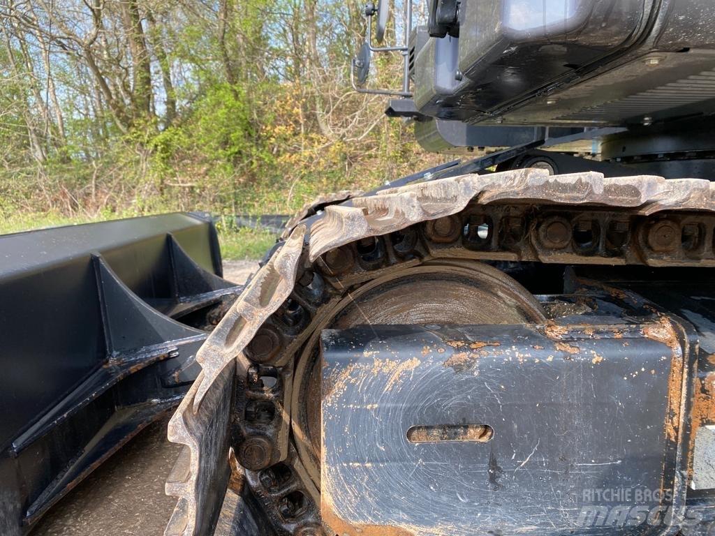 Hitachi ZX135USBL-7 Bagri goseničarji