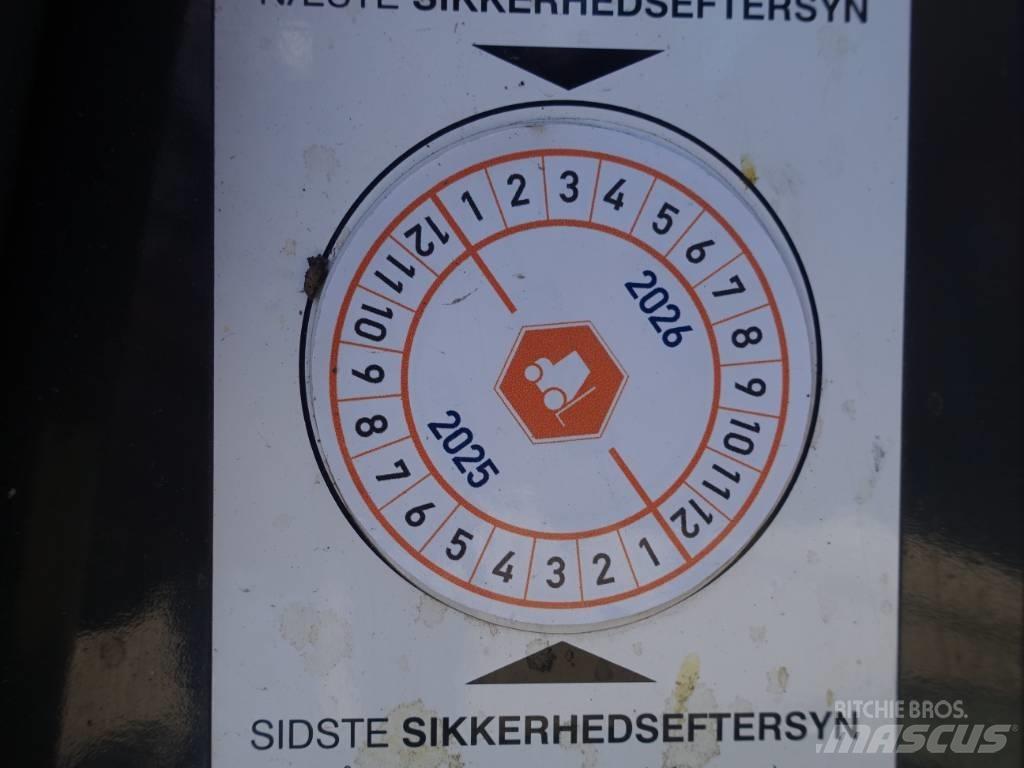 Nissan FGD 02A30Q Dizelski viličarji