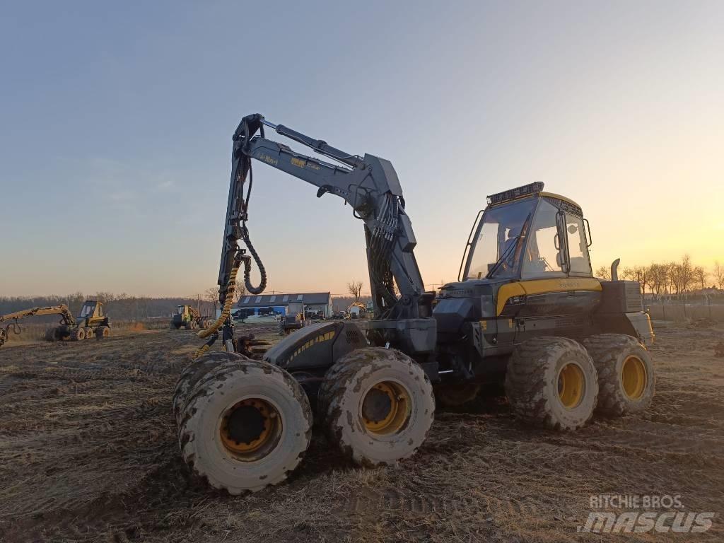 Ponsse Fox Harvesterji