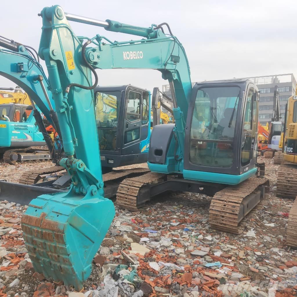 Kobelco SK 70 SR Midi bagri 7t – 12t