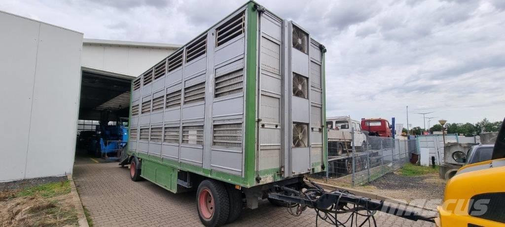 Finkl VA18 Prikolice za prevoz živine