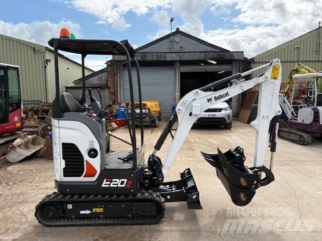 Bobcat E 20 Z Mini bagri <7t