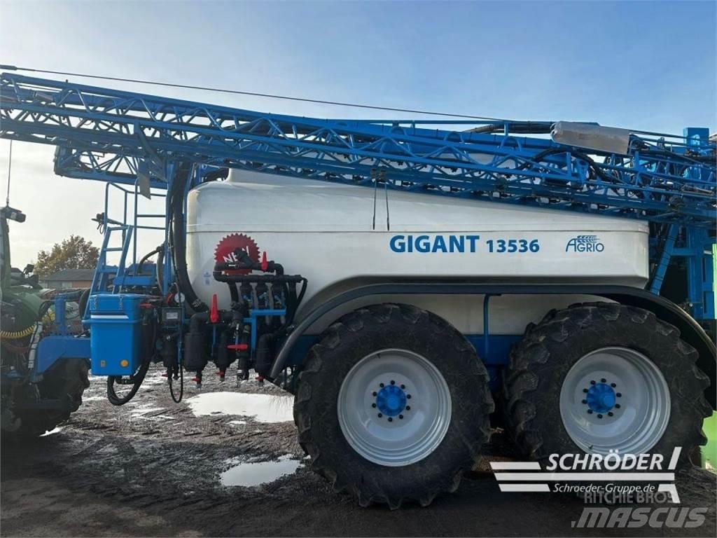 Agrio GIGANT 13500 Vlečne škropilnice