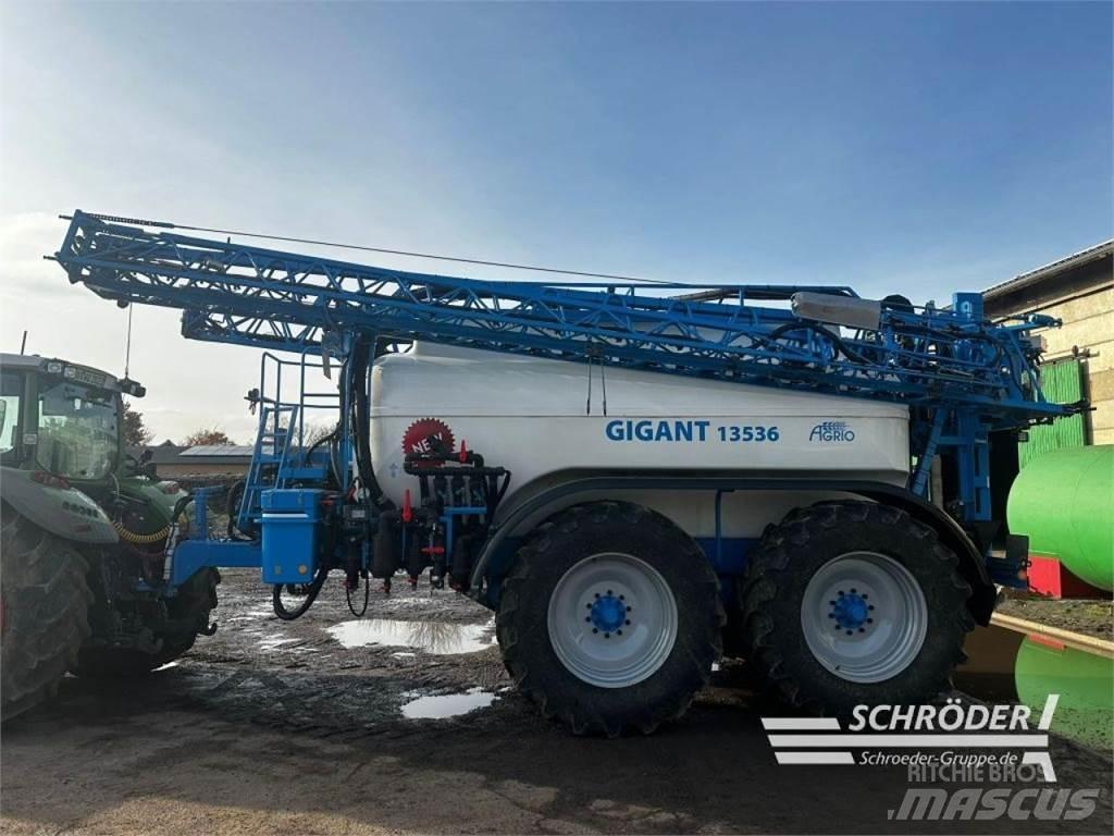 Agrio GIGANT 13500 Vlečne škropilnice