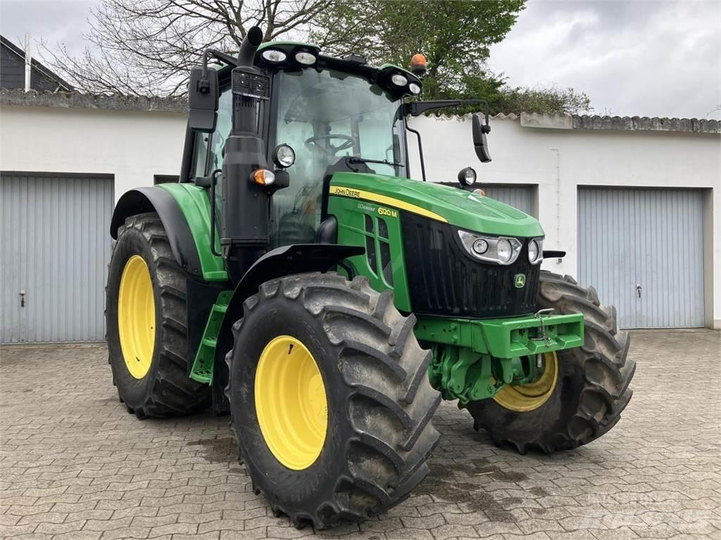 John Deere 6120M Traktorji