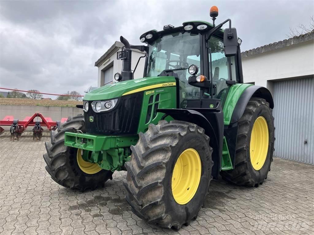 John Deere 6120M Traktorji