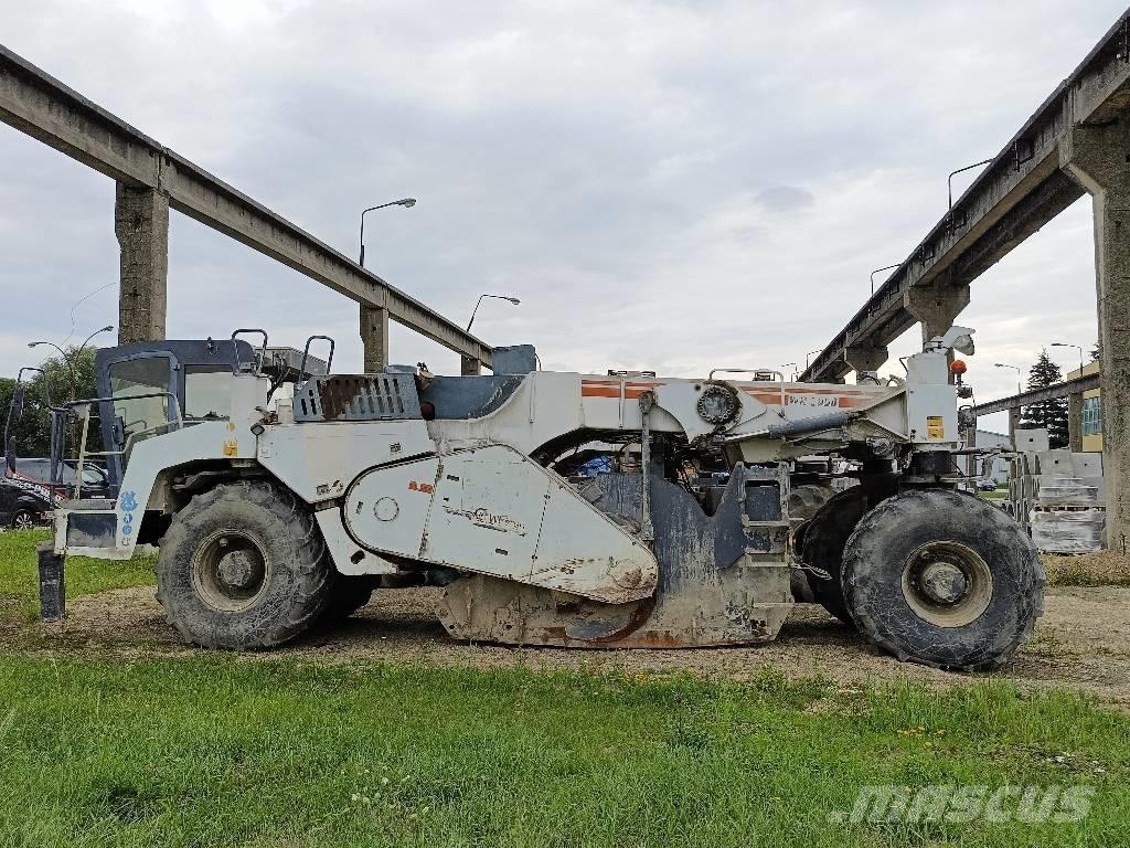 Wirtgen WR 2000 Stroji za recikliranje asfalta