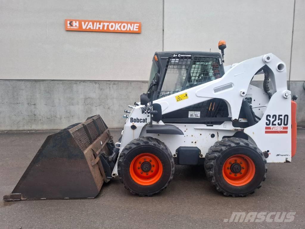 Bobcat S 250 Skid steer mini nakladalci