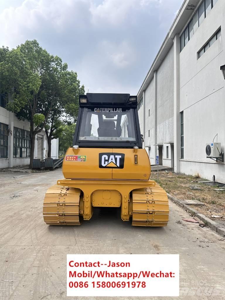CAT D5K Buldožerji goseničarji