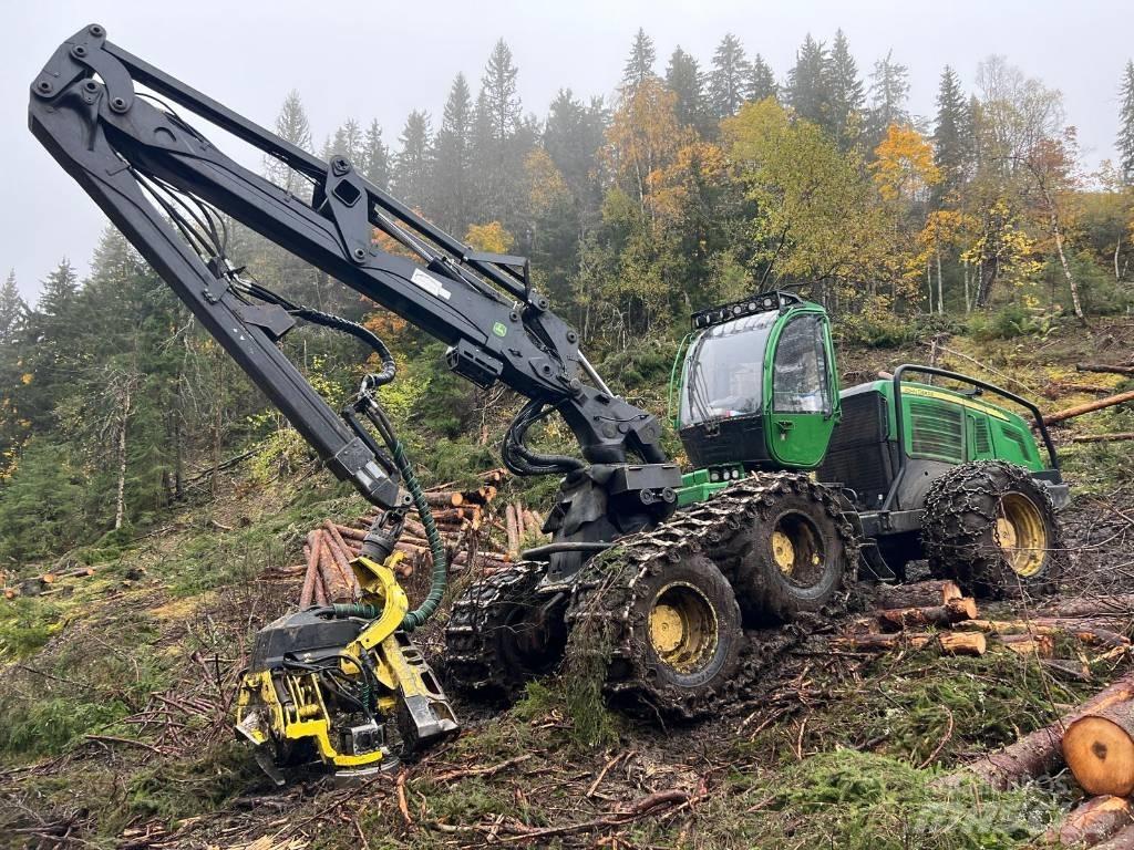 John Deere 1270 E Harvesterji