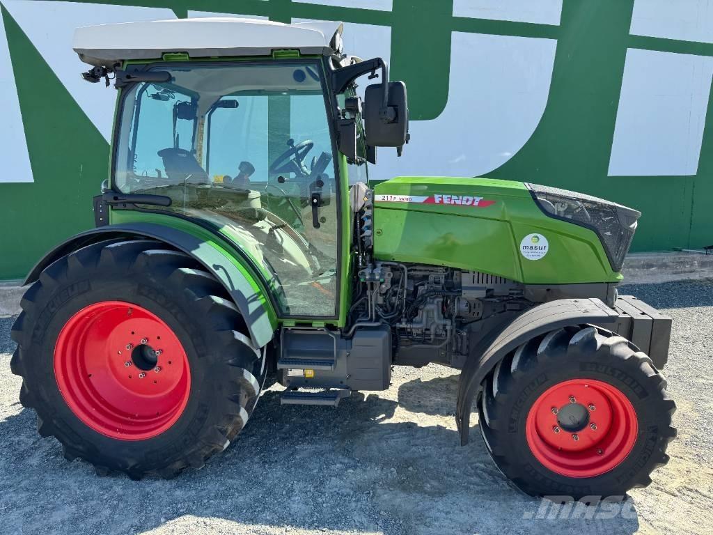 Fendt 211 P Traktorji