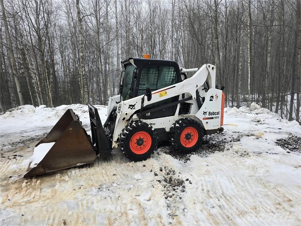 Bobcat S590 Skid steer mini nakladalci