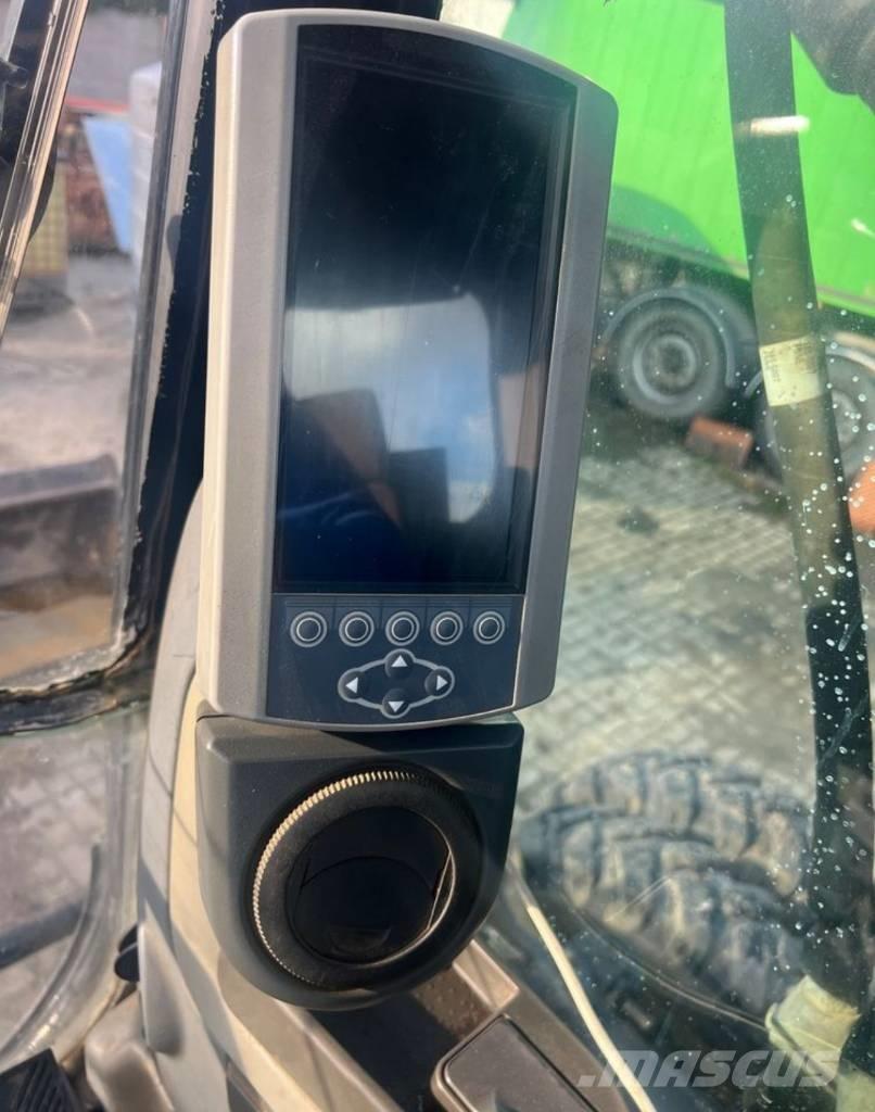 CAT M313D Bagri na kolesih