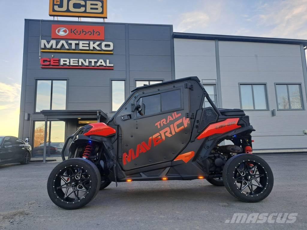 Can-am Maverick 700 Traktorji