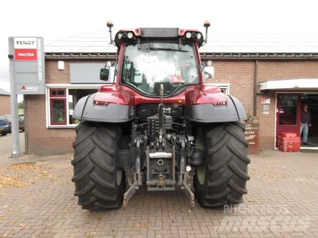 Valtra T154 VERSU Traktorji
