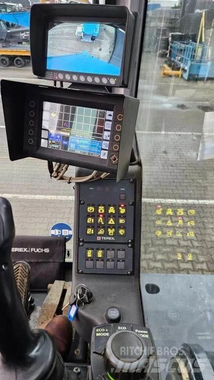 Fuchs MHL360 Bagri za prekladanje primarnih/sekundarnih surovin