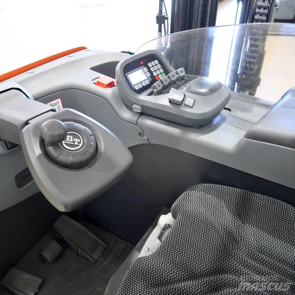 Toyota RRE140B Viličarji s pomičnim teleskopom