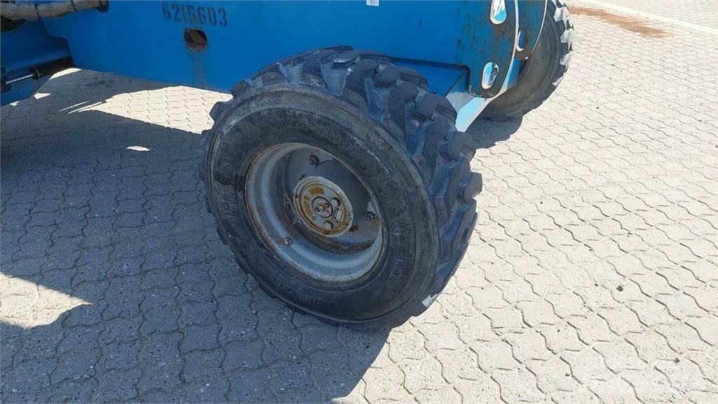 Genie S45 Teleskopske dvižne ploščadi
