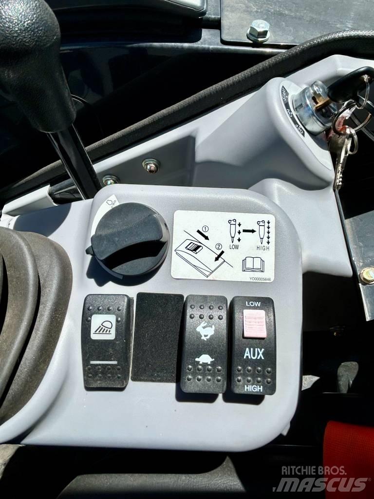 Hitachi ZX35U-5N Mini bagri <7t