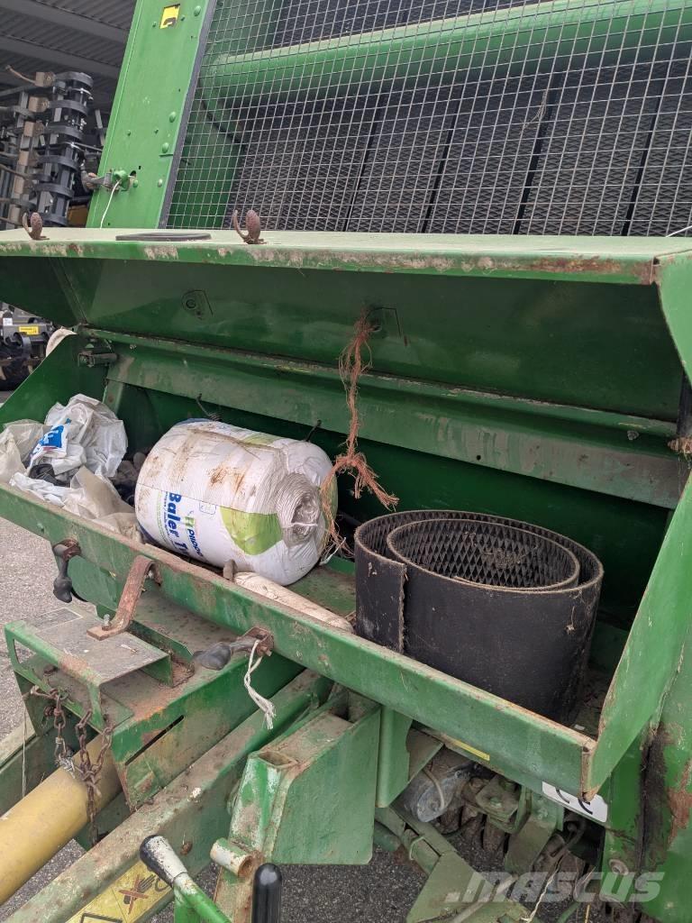 John Deere 580 Balirke (okrogle bale)