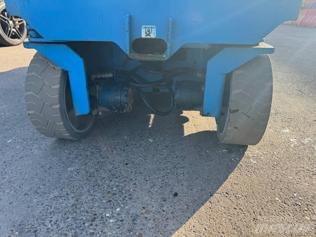 Genie GS 3232 Škarjaste dvižne ploščadi