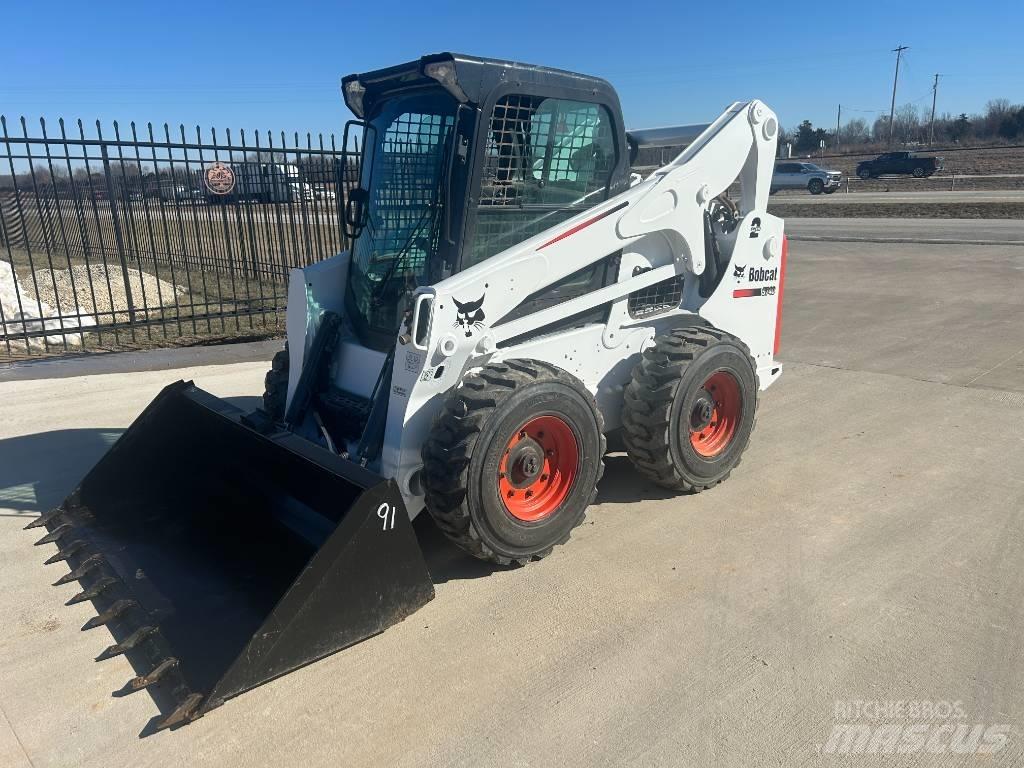 Bobcat S740 Skid steer mini nakladalci