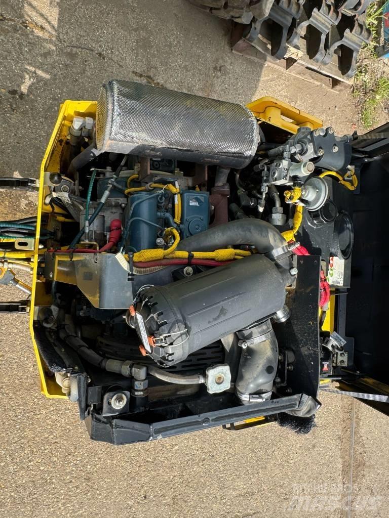 Bomag BW 120 AD-5 Dvojni valjarji
