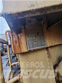 CAT 966 E Kolesni nakladalci