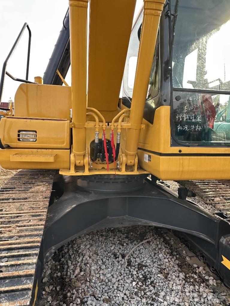 Komatsu PC 160 Bagri goseničarji