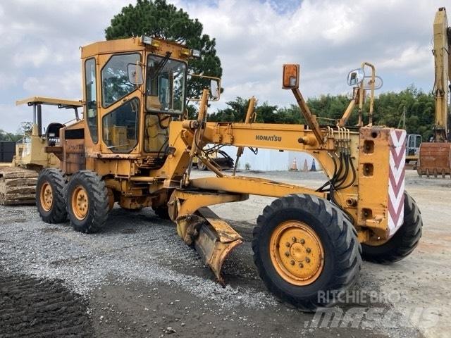 Komatsu GD 405 A-2 Grederji
