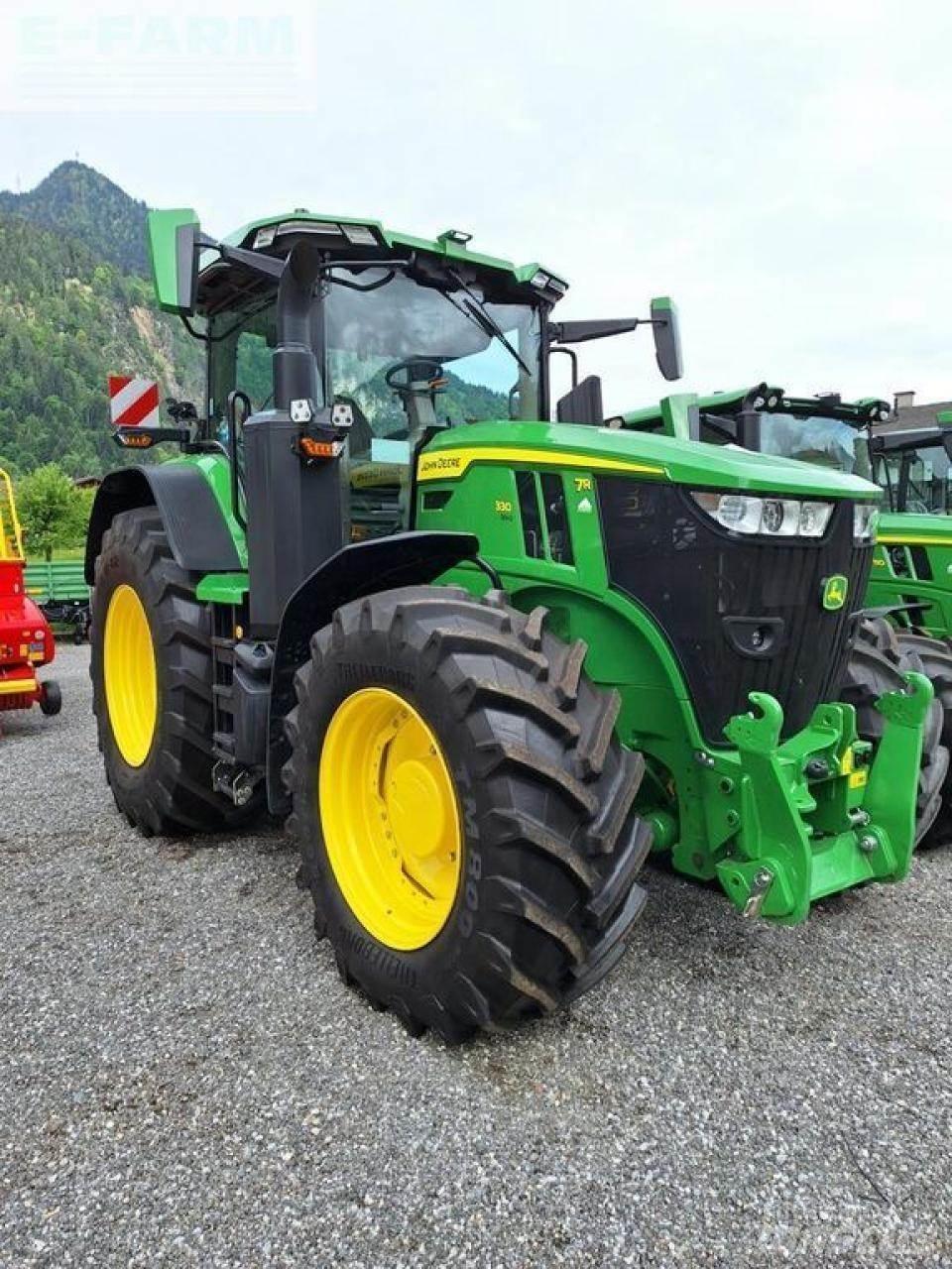 John Deere 7r 330 Traktorji