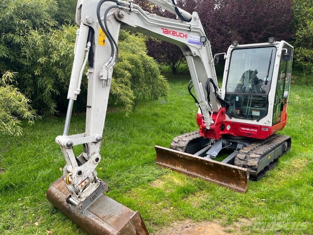 Takeuchi TB250-2 Mini bagri <7t