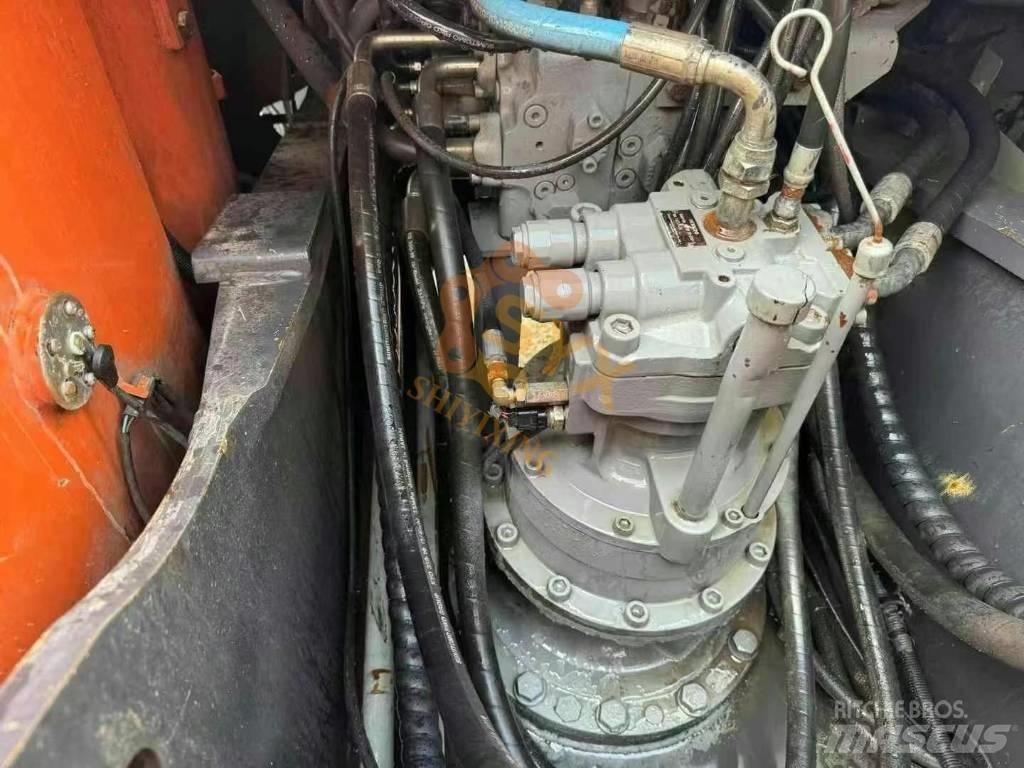Hitachi EX 200-5G Bagri goseničarji