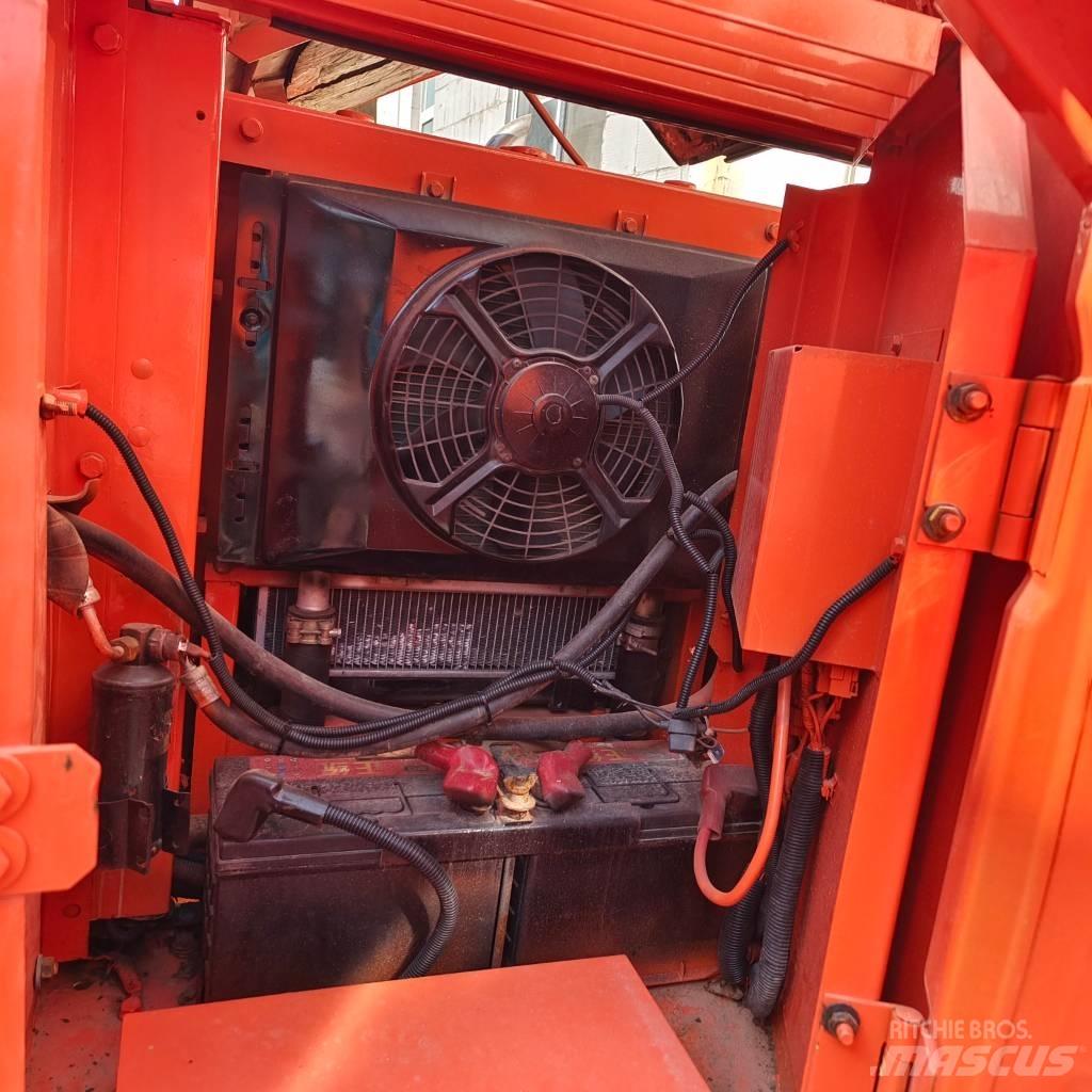 Hitachi ZX 70 Bagri goseničarji