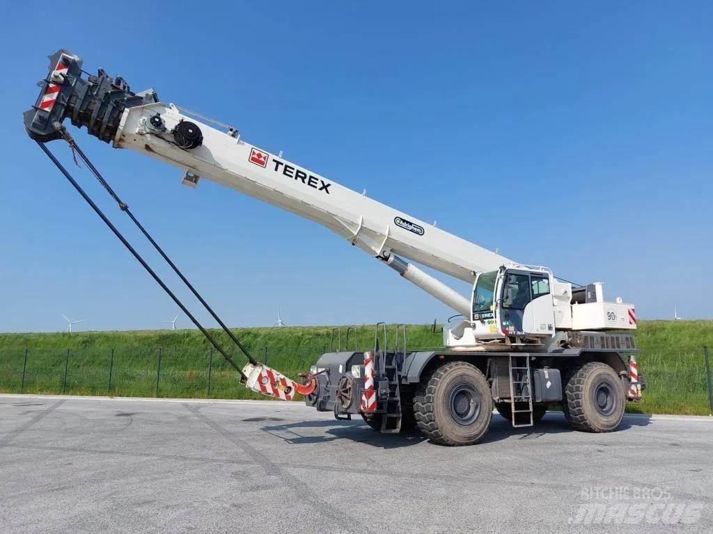 Terex RT90 Avtodvigala
