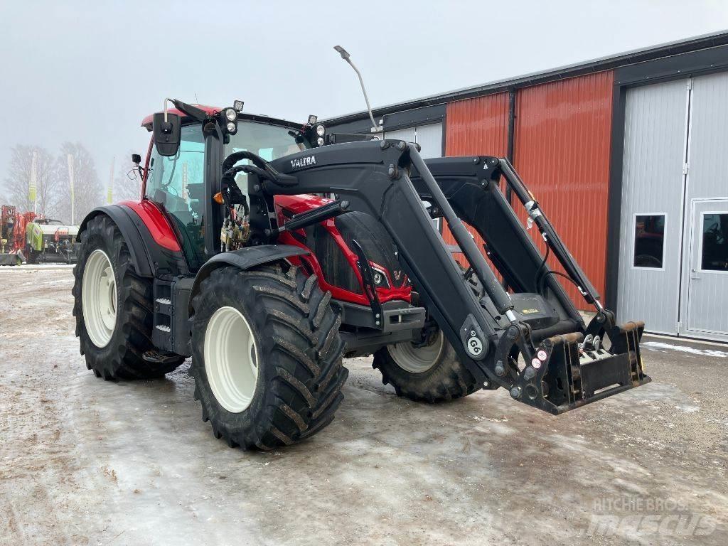 Valtra N174D Traktorji