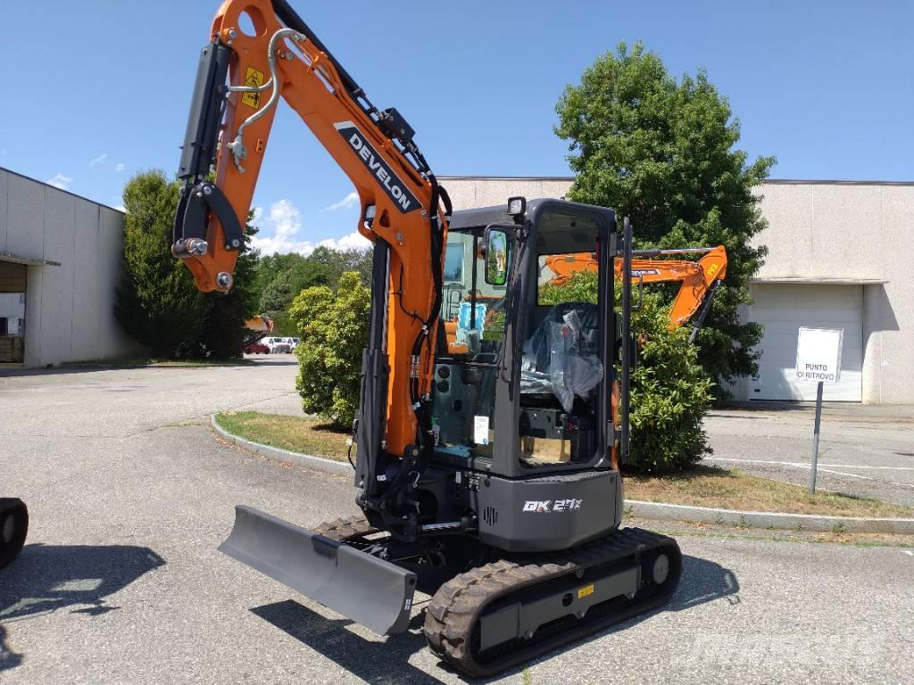 Develon DX 27 Z-7 Mini bagri <7t