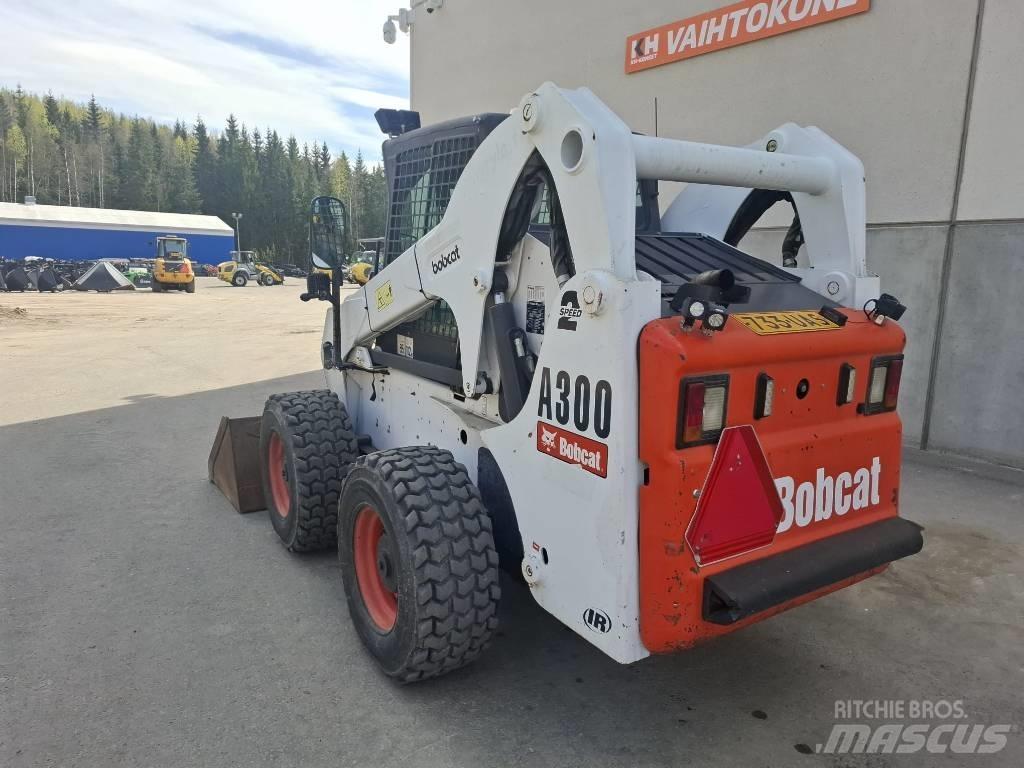 Bobcat A 300 Skid steer mini nakladalci