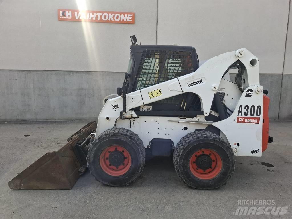Bobcat A 300 Skid steer mini nakladalci