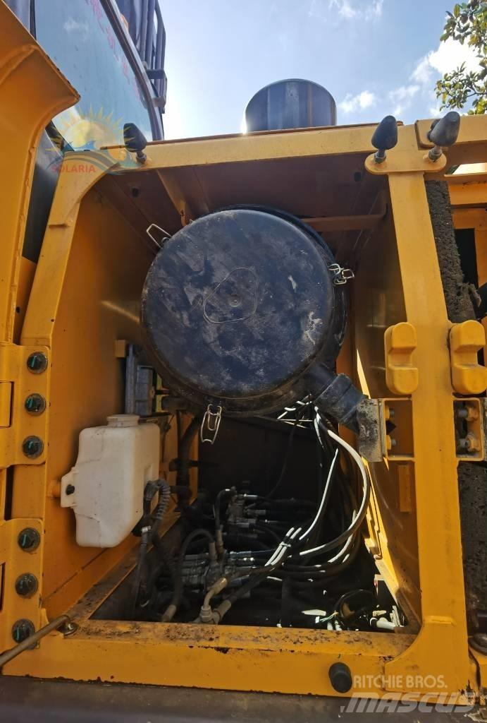 Volvo EC 240 Bagri goseničarji