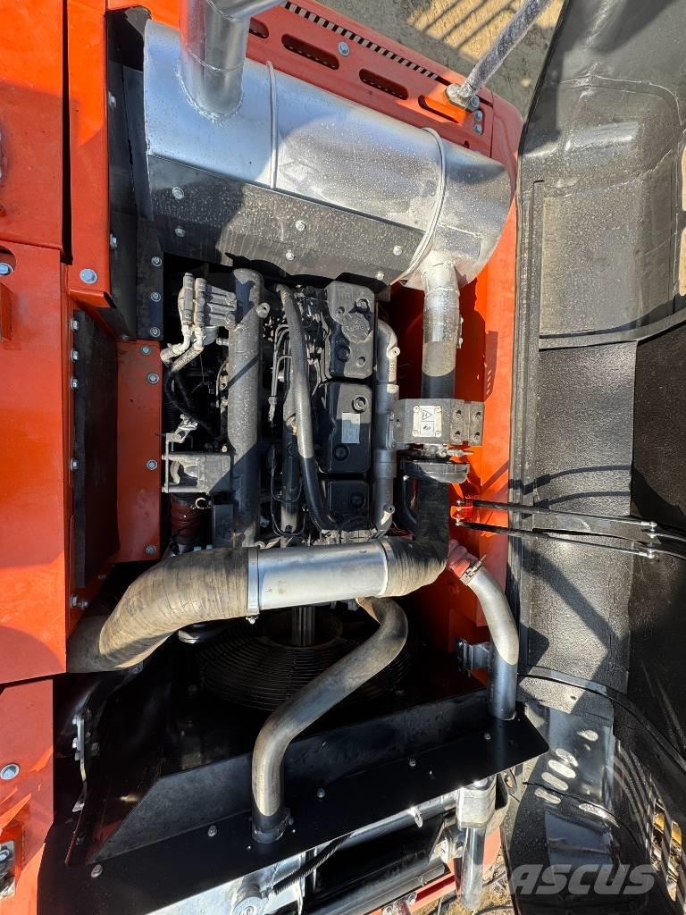Doosan DX300 Bagri goseničarji