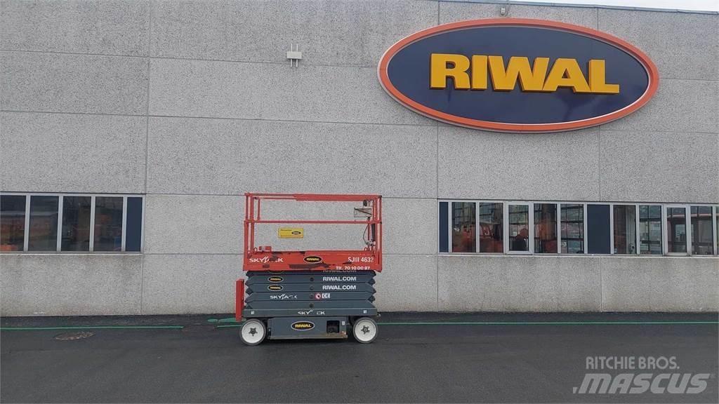 SkyJack SJIII4632 Škarjaste dvižne ploščadi