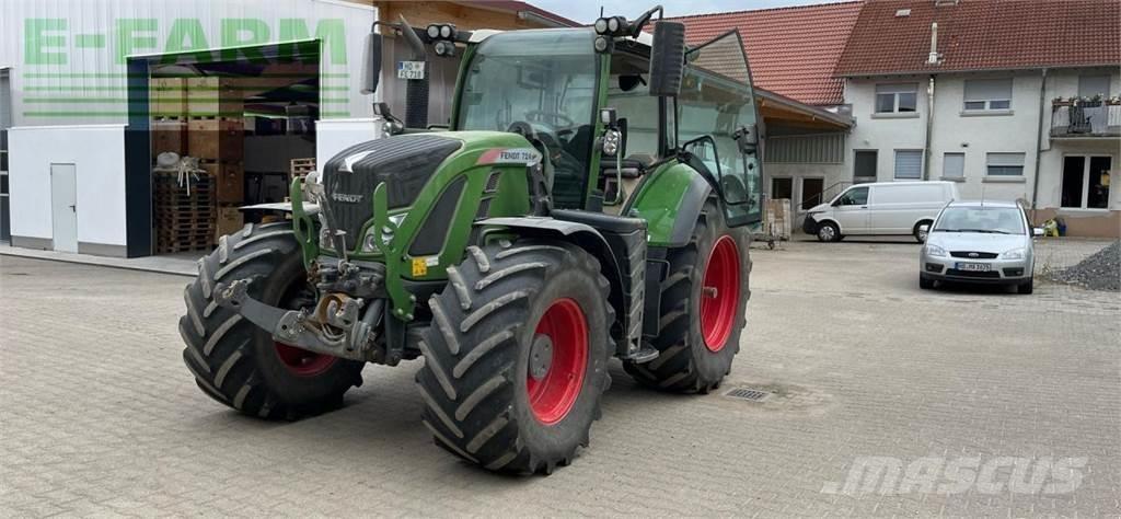 Fendt 724 Vario S4 Traktorji