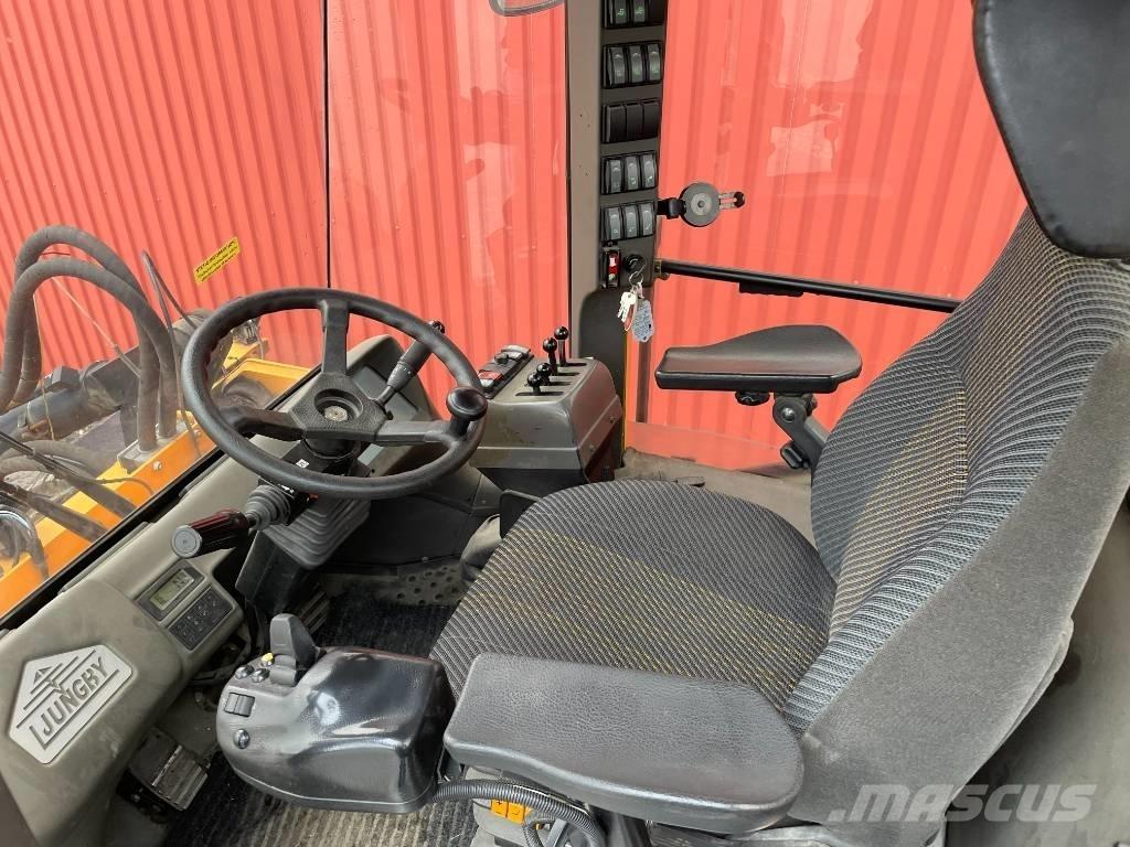 Ljungby L 15 Kolesni nakladalci