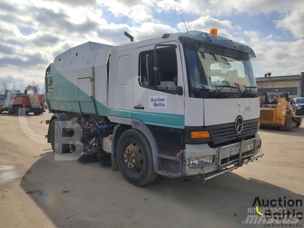 Mercedes-Benz 1517 Cestni pometači