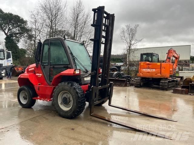 Manitou M 30.2 Terenski viličar