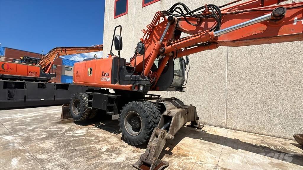Hitachi ZX 210 W Bagri na kolesih