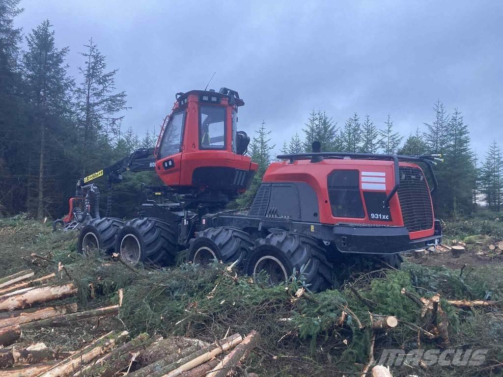 Komatsu 931XC Harvesterji