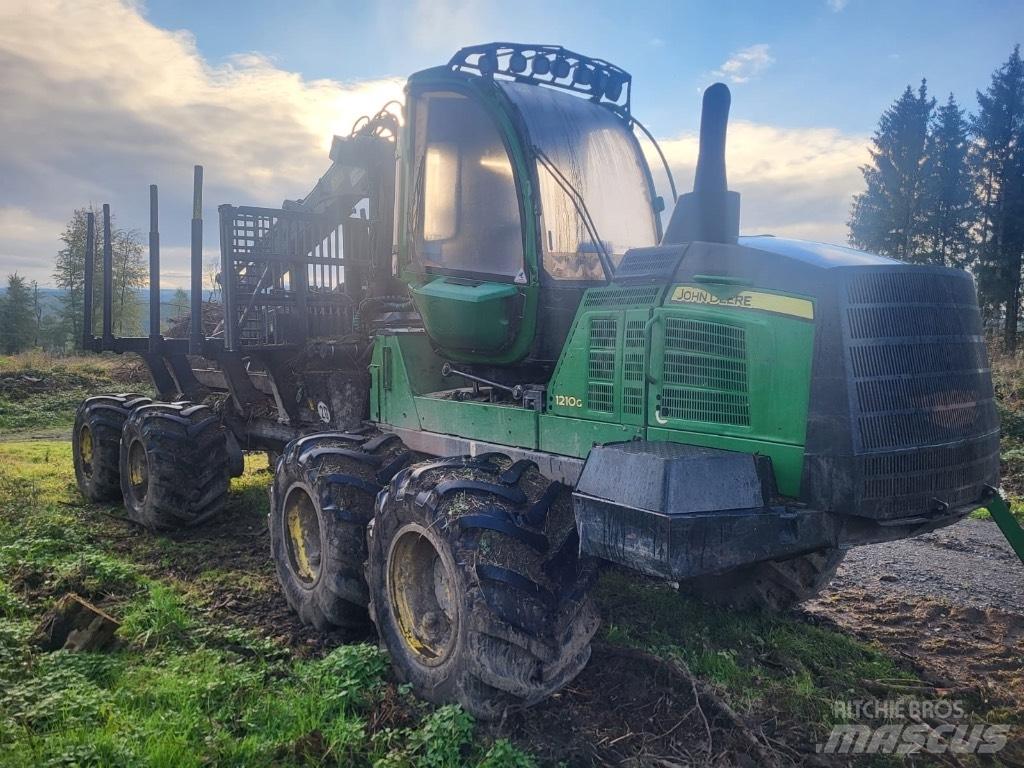 John Deere 1210 G Forwarderji